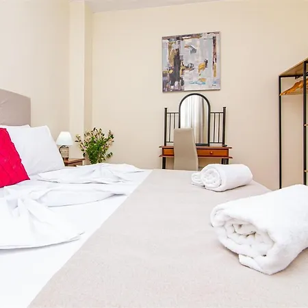 Apartament Dermatas Center *